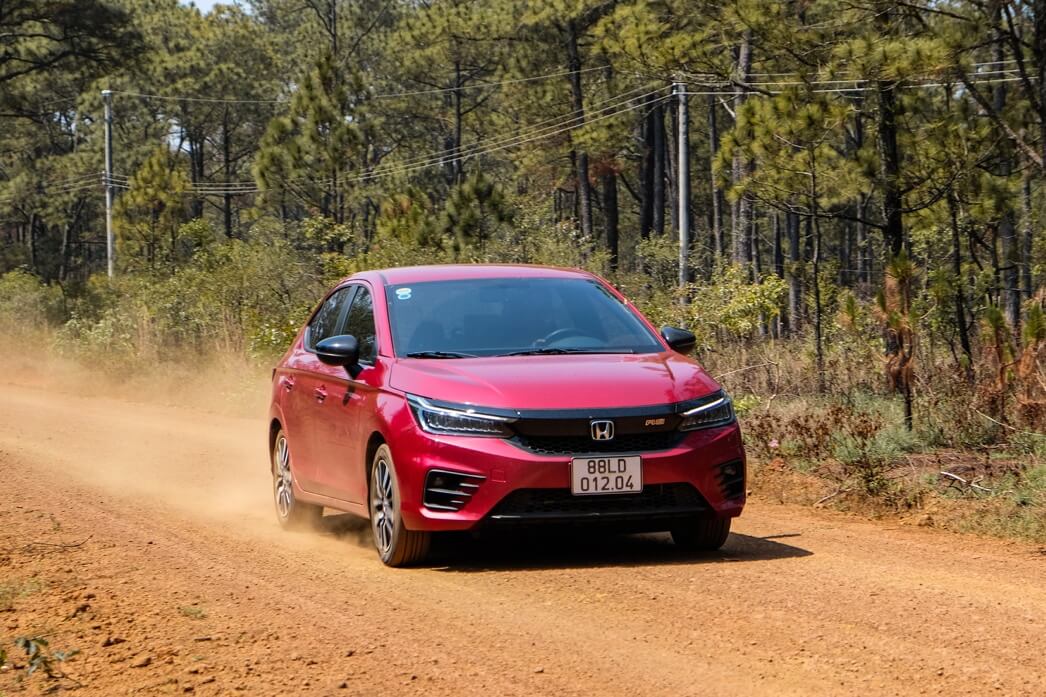 Review xe Honda city - 16